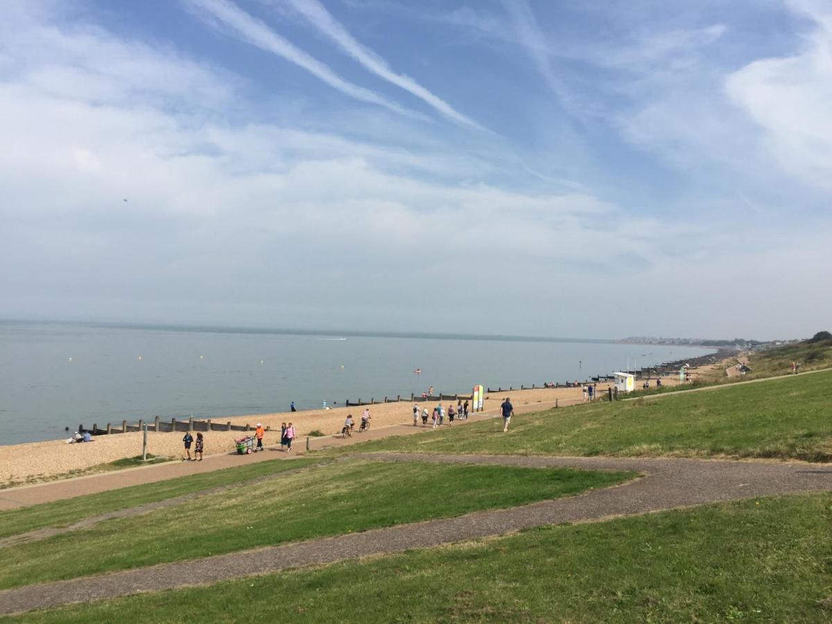 Whitstable The Jolly Villa ภายนอก รูปภาพ