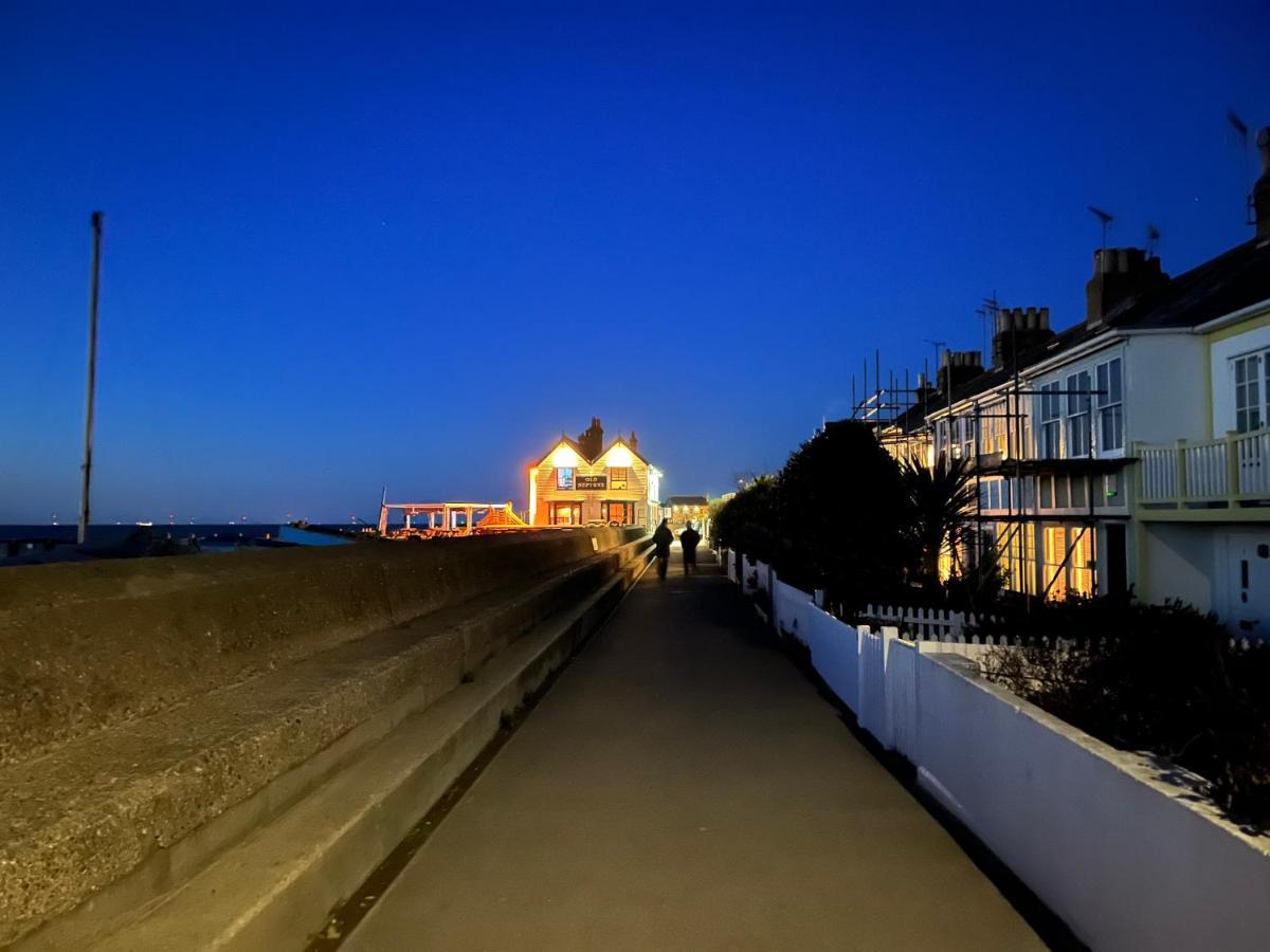 Whitstable The Jolly Villa ภายนอก รูปภาพ