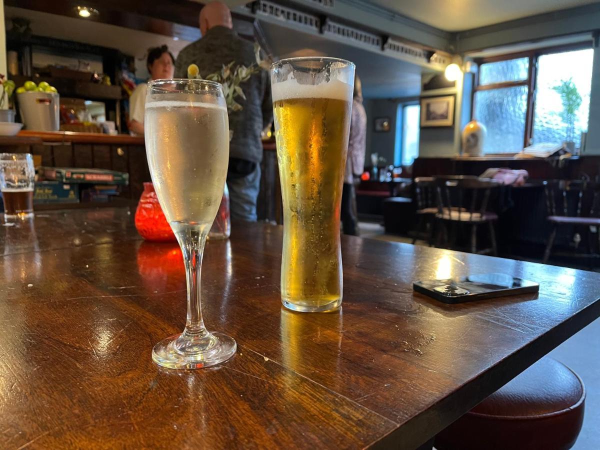 Whitstable The Jolly Villa ภายนอก รูปภาพ